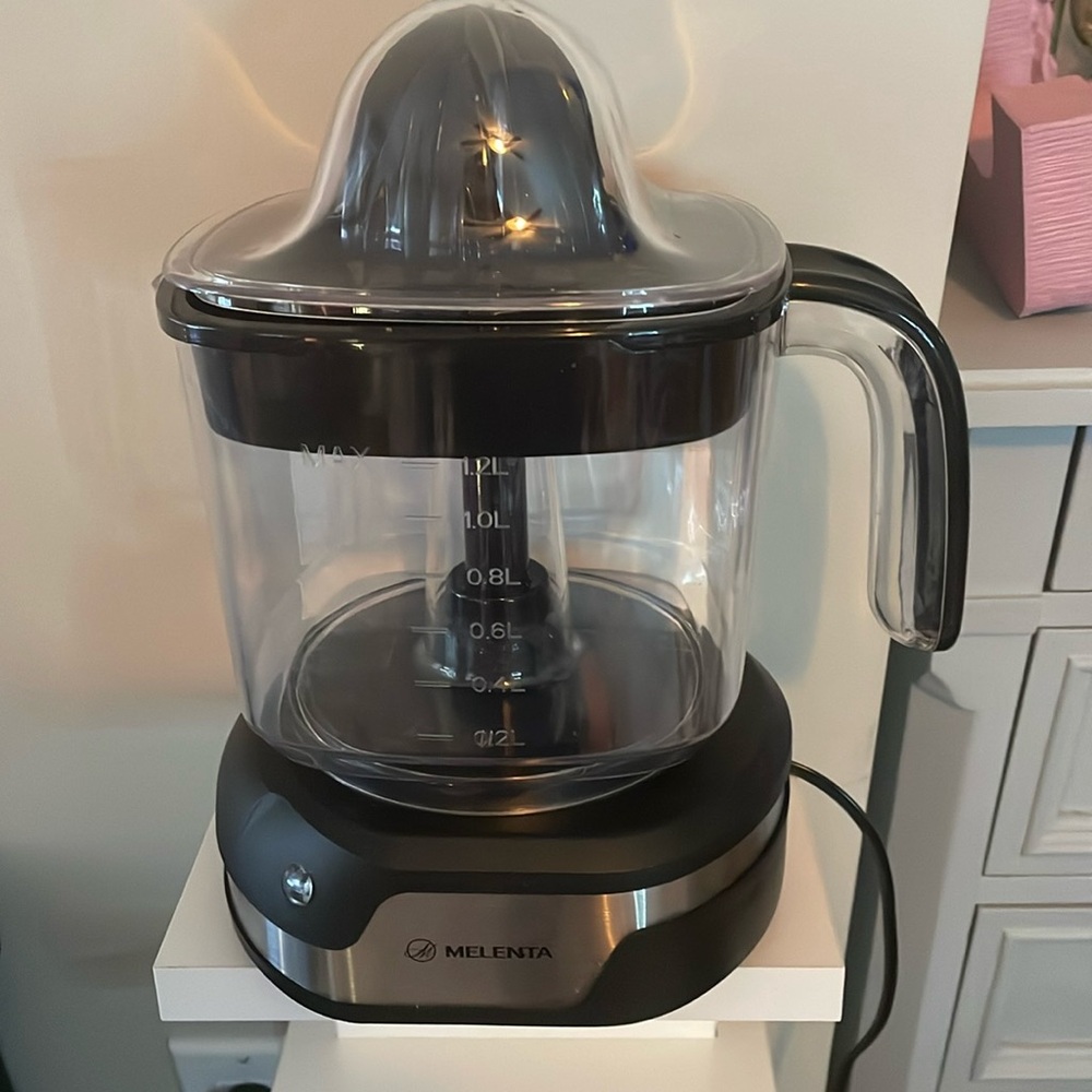 Citrus Squeezer/Juicer